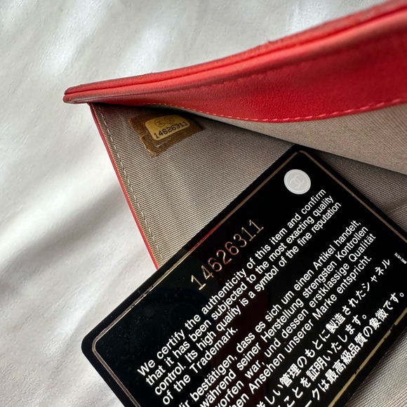 Chanel Authentic Wallet Red Caviar - Picture 3 of 16